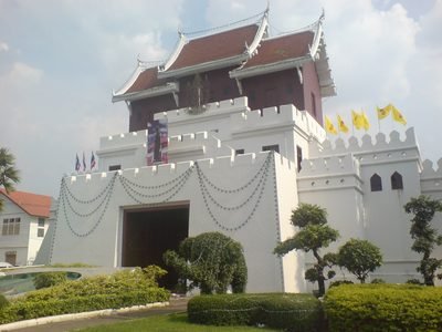 Nakhon Ratchasima (Korat): de Chumphon-poort in Nakhon Ratchasima