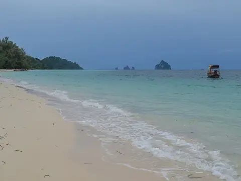 The beach of Koh Kradan