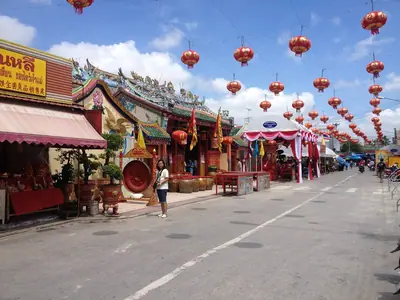 Leng Chu Kiang Shrine in Pattani decorated with red lanterns in preparation for the Lim Ko Niao festival (2012)