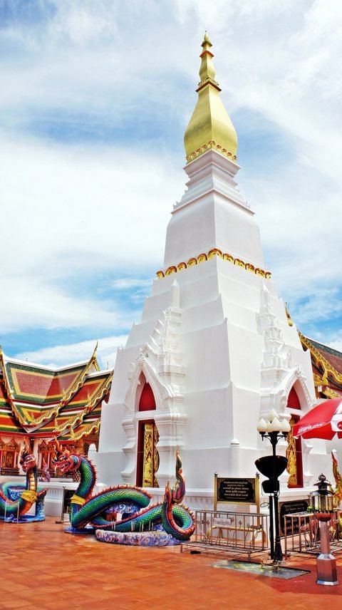 Wat Phra That Choeng Chum in Sakon Nakhon, centrum van het Wax Castle-festival