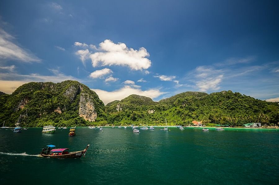 Hat Noppharat Thara–Mu Ko Phi Phi Nationaal Park, Krabi, Thailand