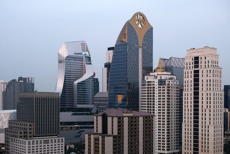 The Speakeasy Rooftop Bar, rooftopbar in Bangkok – foto van uitzicht vanaf de bar