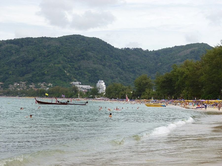 The Surface, rooftopbar in Phuket – foto van de omgeving