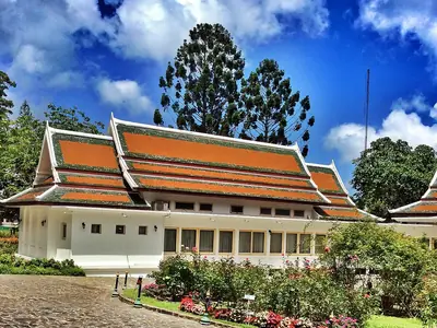 Bhubing-paleis (2)