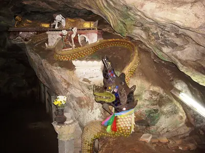 Chiang Dao-grot (2)