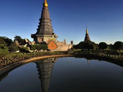 Royal Twin Pagodas, Doi Inthanon (2)