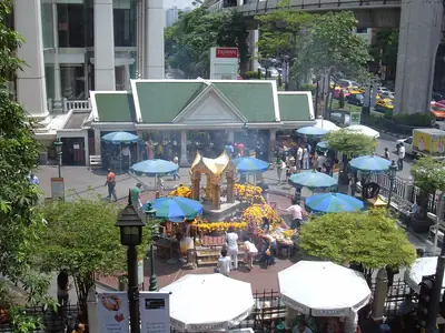 Erawan-heiligdom (2)
