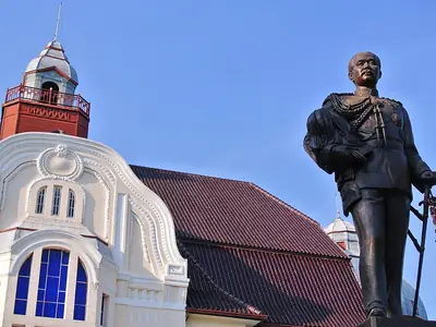Phra Ram Ratchaniwet (Ban Puen-paleis) (4)