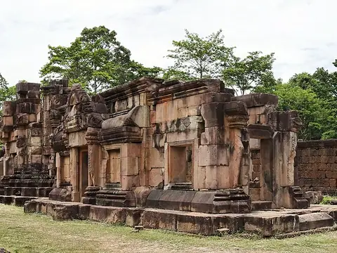 Prasat Ta Muen Thom, Thailand