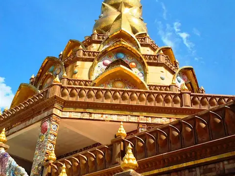 Wat Pha Sorn Kaew 05