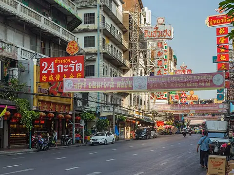 Yaowarat Road. Samphanthawong District, Bangkok, Thailand.
