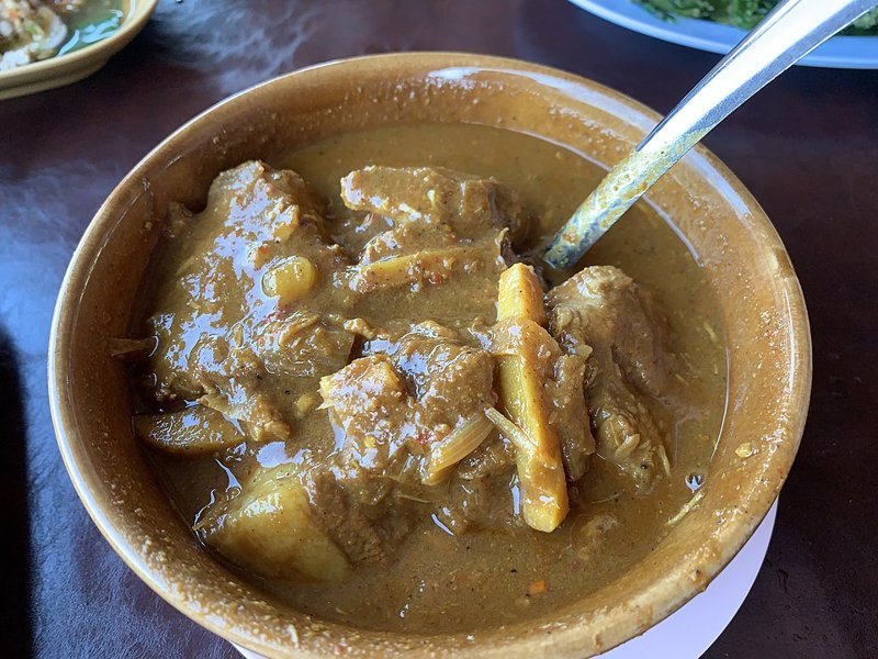 Kaeng hang le (Birmaans-Noordse varkenscurry) – แกงฮังเล (Thais gerecht)