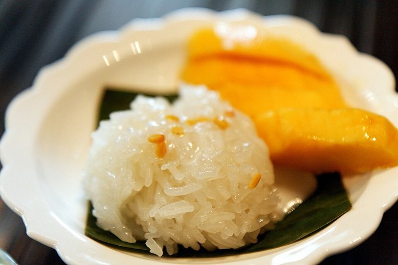 Mango met kleefrijst – ข้าวเหนียวมะม่วง (Thais gerecht)