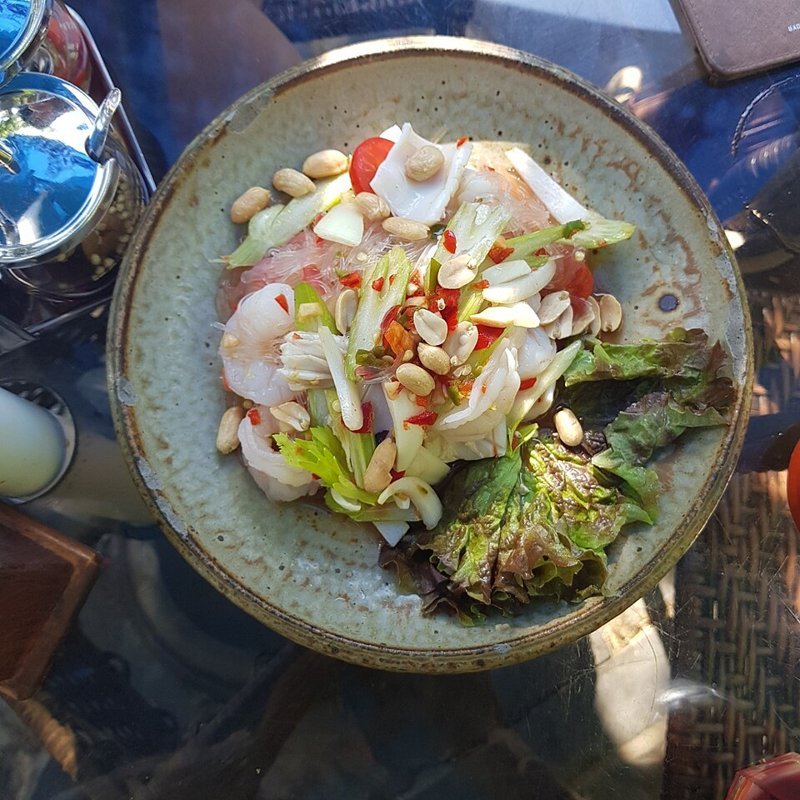 Yam wun sen (glasnoedelsalade) – ยำวุ้นเส้น (Thais gerecht)